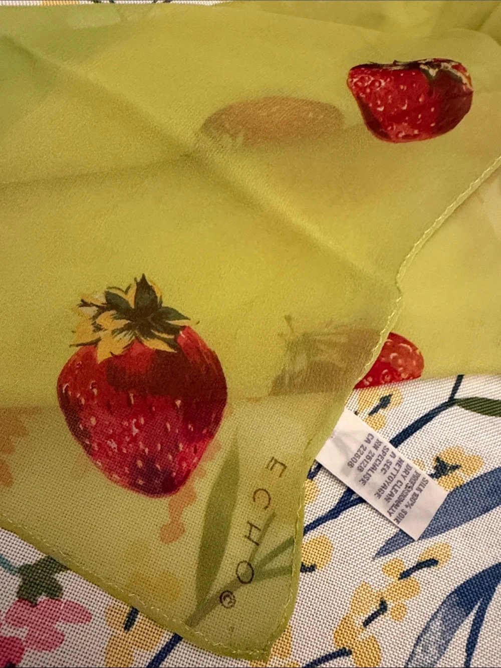 Vintage Echo Strawberry Print Scarf - Lime Green and Red ~ 100 💯 Silk 18 🍓